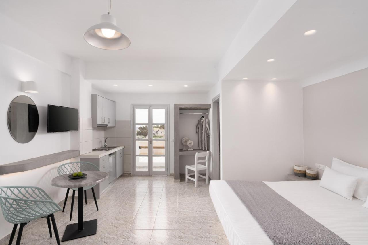 White Lily Suites & Lofts - Adults Only 16 Plus Perivolos  Exterior foto