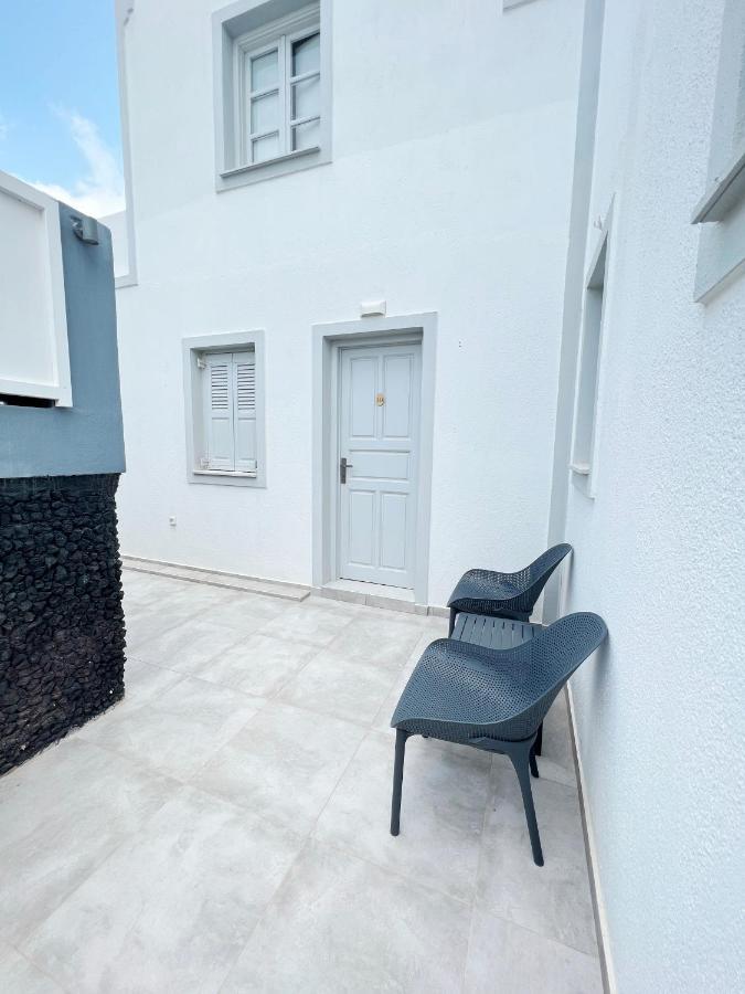 White Lily Suites & Lofts - Adults Only 16 Plus Perivolos  Exterior foto